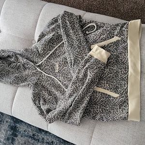 Levi sweatshirt
